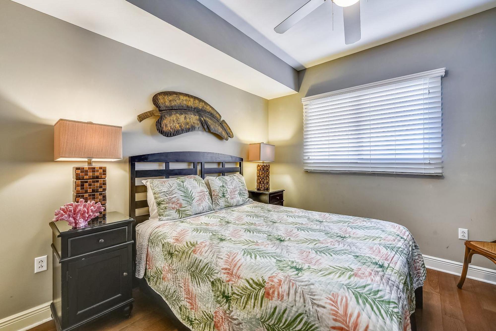 Sterling Breeze #1702 By Book That Condo Panama City Beach Dış mekan fotoğraf