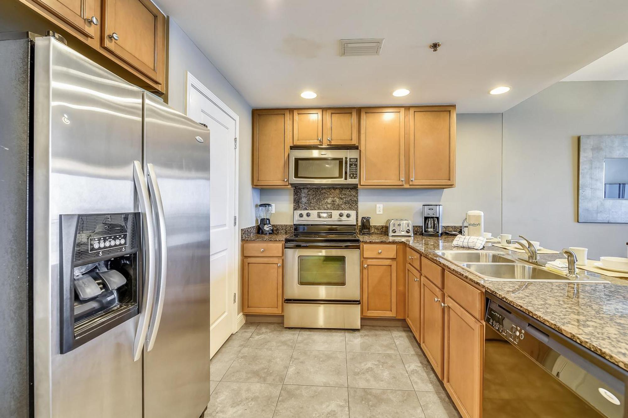 Sterling Breeze #1702 By Book That Condo Panama City Beach Dış mekan fotoğraf