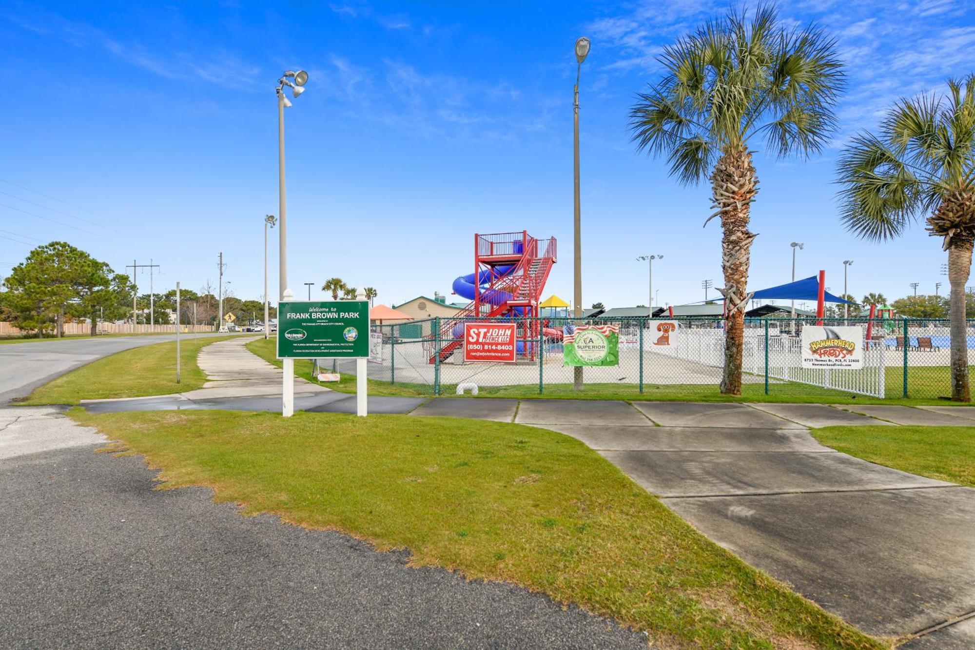 Sterling Breeze #1702 By Book That Condo Panama City Beach Dış mekan fotoğraf