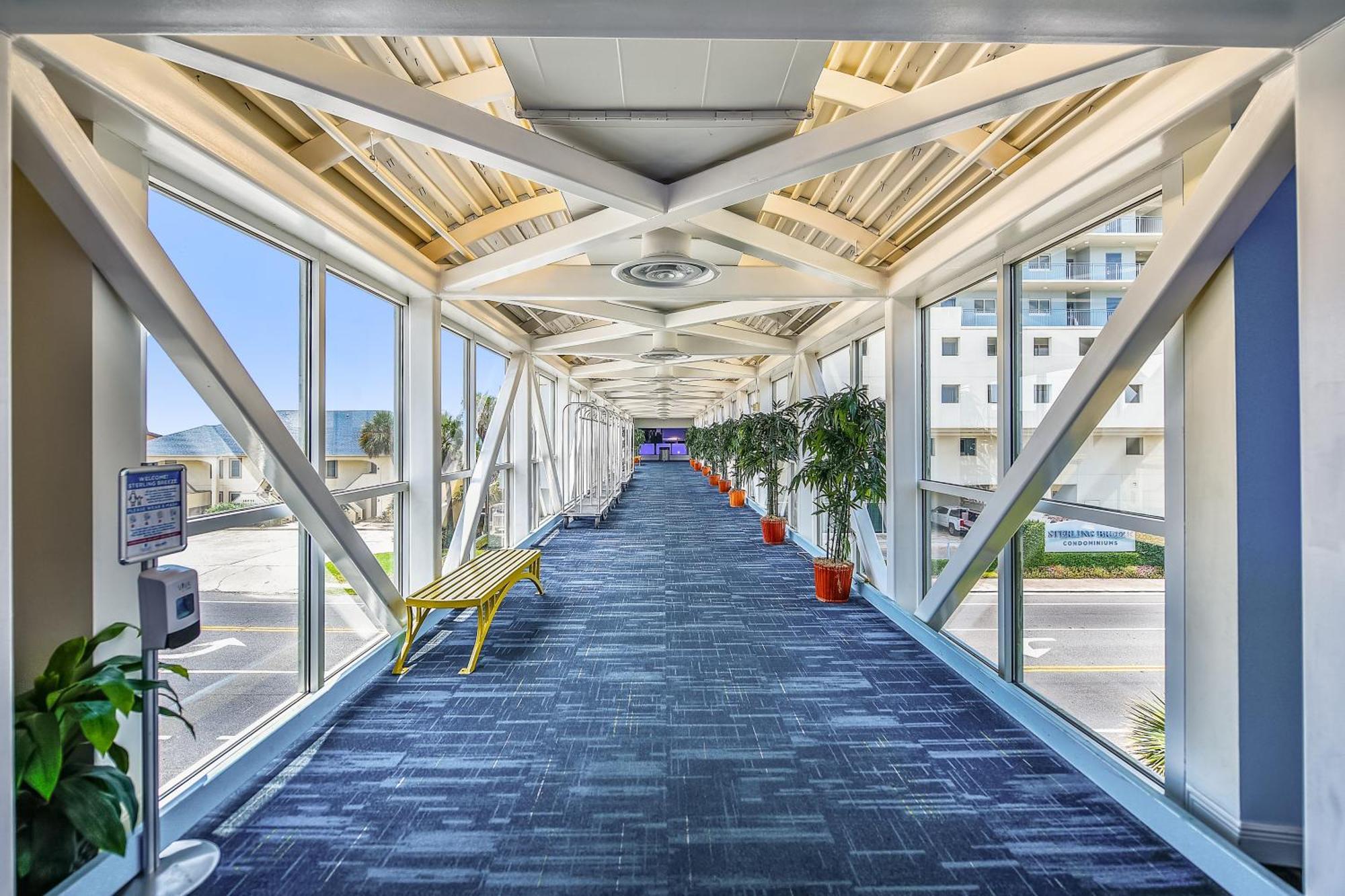 Sterling Breeze #1702 By Book That Condo Panama City Beach Oda fotoğraf